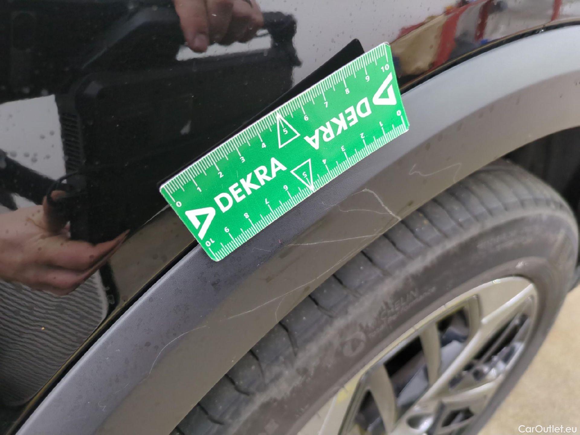  Citroen  C4 CITROEN  X / 2022 / 4P / Berline PureTech 130 S&S EAT8 Feel Pack #19