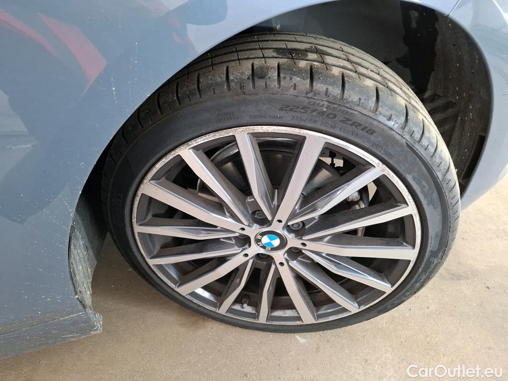 Bmw  Serie 1 BMW Série 1 / 2019 / 5P / Berline 1.5 118I DKG7 Business Design #14