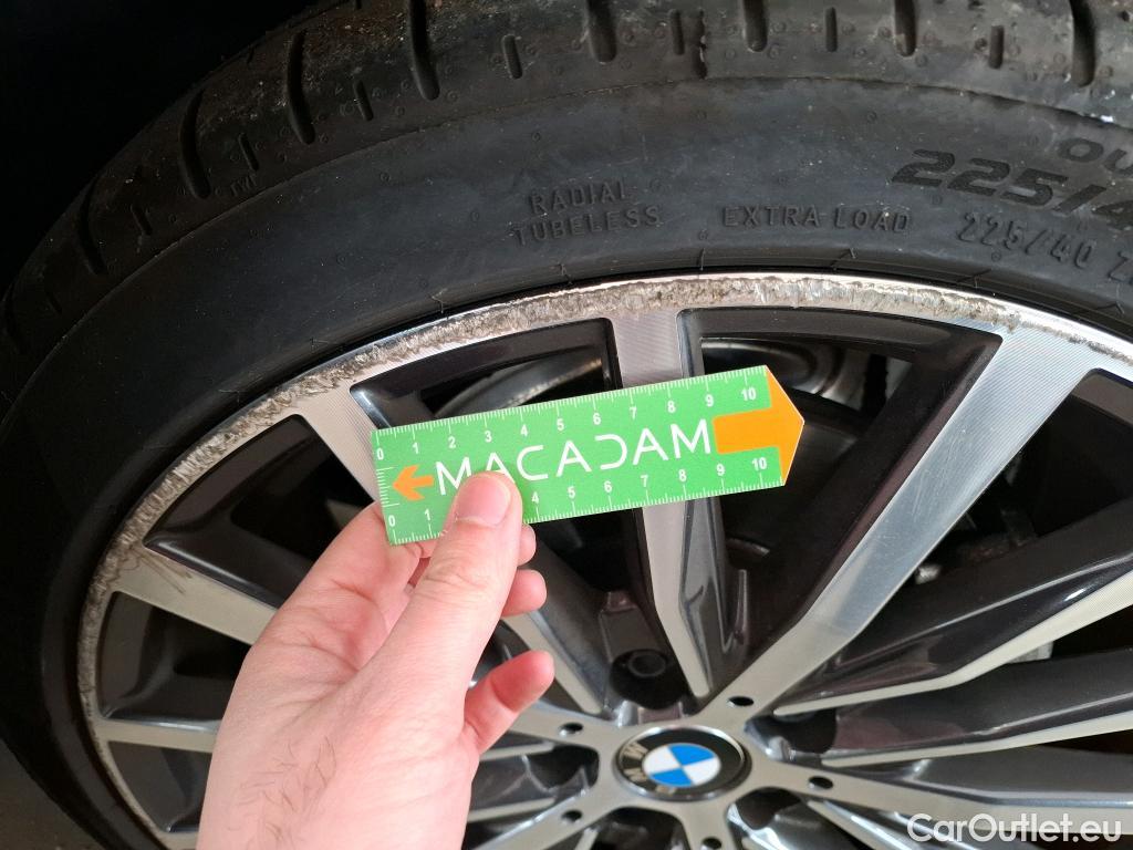  Bmw  Serie 1 BMW Série 1 / 2019 / 5P / Berline 1.5 118I DKG7 Business Design #35