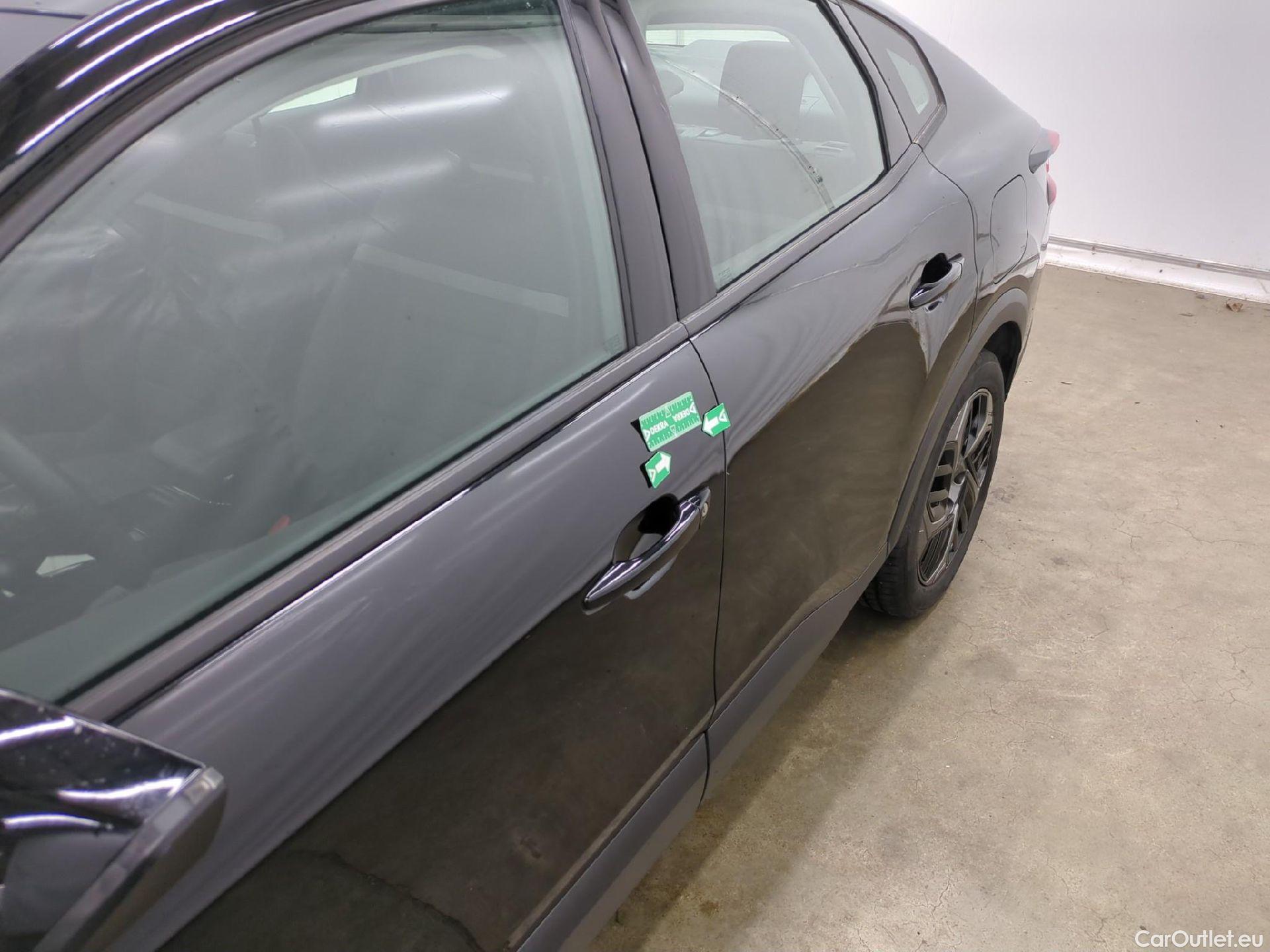  Citroen  C4 CITROEN  X / 2022 / 4P / Berline PureTech 130 S&S EAT8 Feel Pack #23