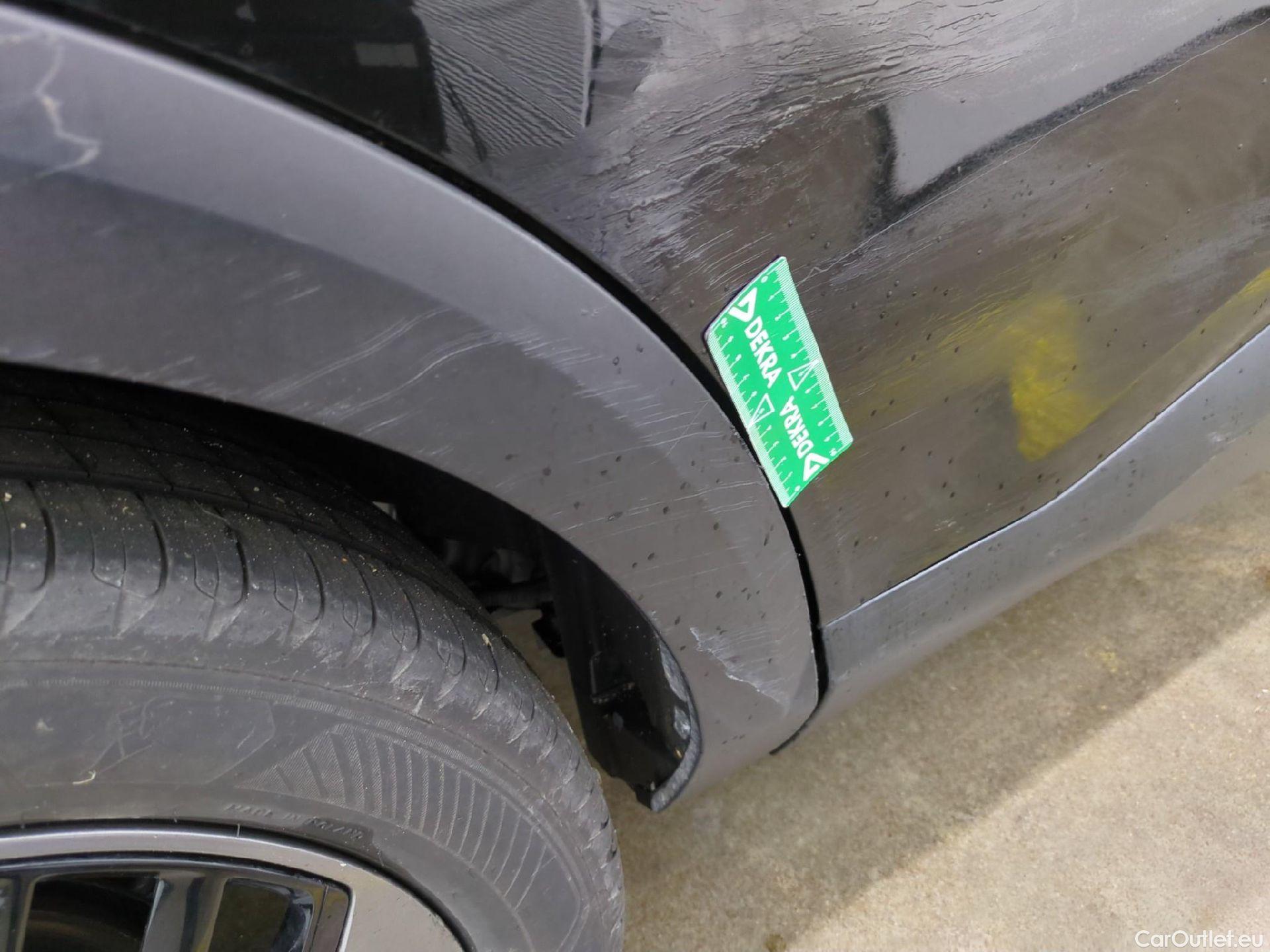  Citroen  C4 CITROEN  X / 2022 / 4P / Berline PureTech 130 S&S EAT8 Feel Pack #6