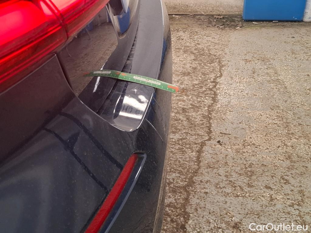  Bmw  Serie 1 Série 1 Berline 118 d Lounge 2.0 150CV BVA8 E6d #3