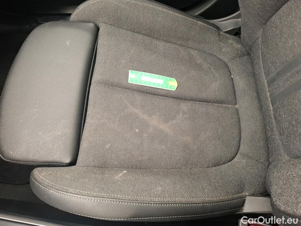  Bmw  Serie 1 Série 1 Berline 118 d Lounge 2.0 150CV BVA8 E6d #26