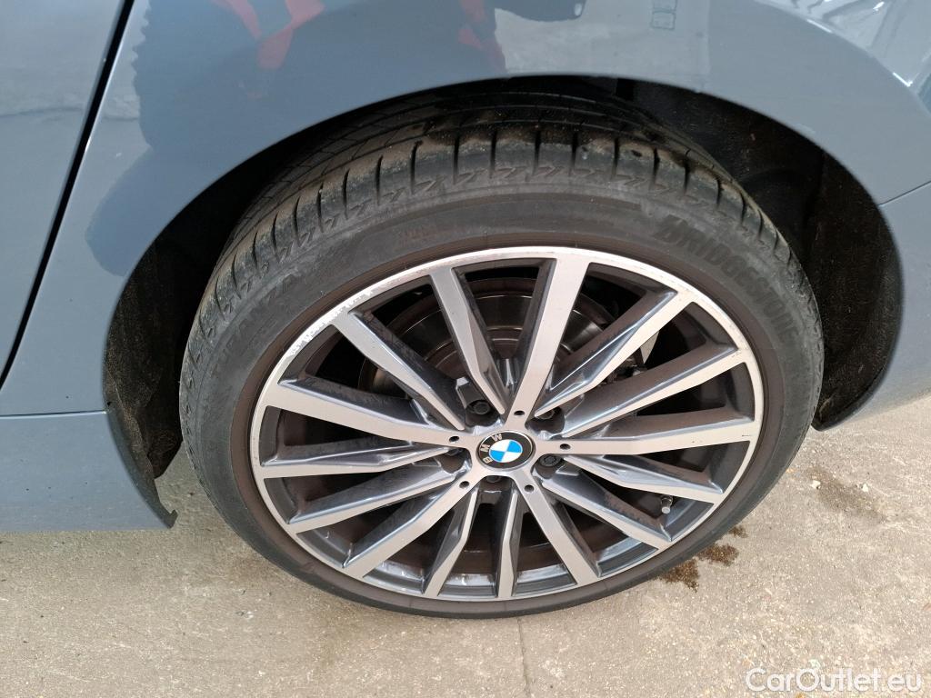  Bmw  Serie 1 BMW Série 1 / 2019 / 5P / Berline 1.5 118I DKG7 Business Design #8