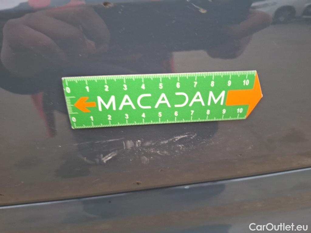  Bmw  Serie 1 BMW Série 1 / 2019 / 5P / Berline 1.5 118I DKG7 Business Design #44