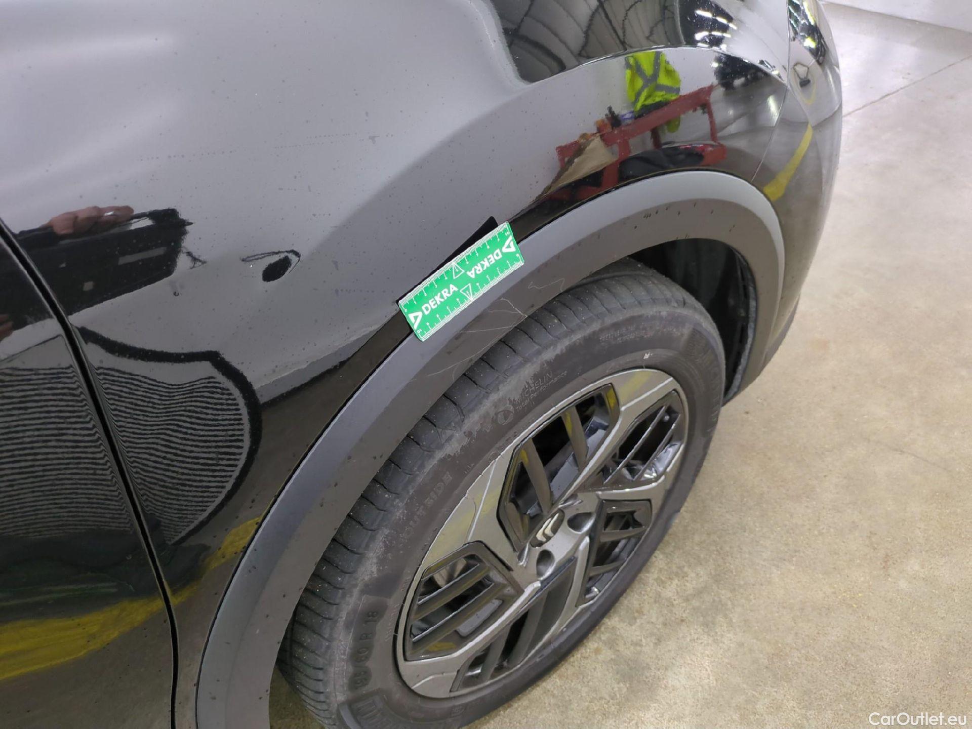  Citroen  C4 CITROEN  X / 2022 / 4P / Berline PureTech 130 S&S EAT8 Feel Pack #20