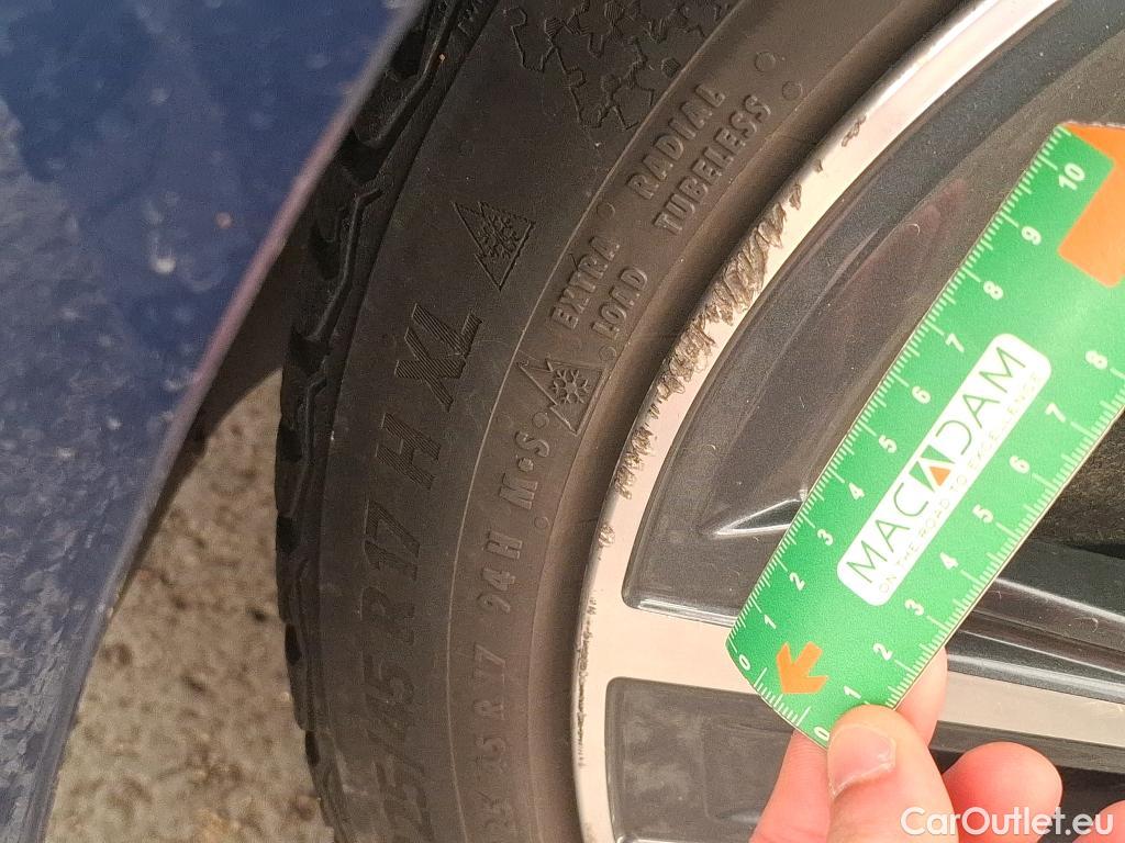  Bmw  Serie 1 Série 1 Berline 118 d Lounge 2.0 150CV BVA8 E6d #14