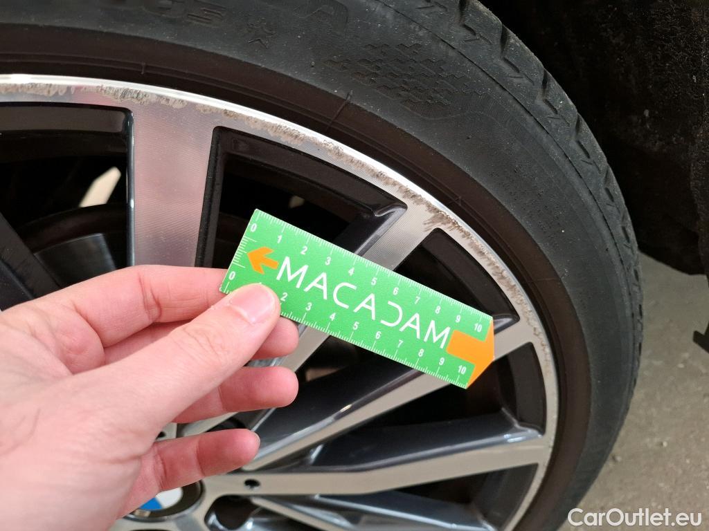  Bmw  Serie 1 BMW Série 1 / 2019 / 5P / Berline 1.5 118I DKG7 Business Design #32