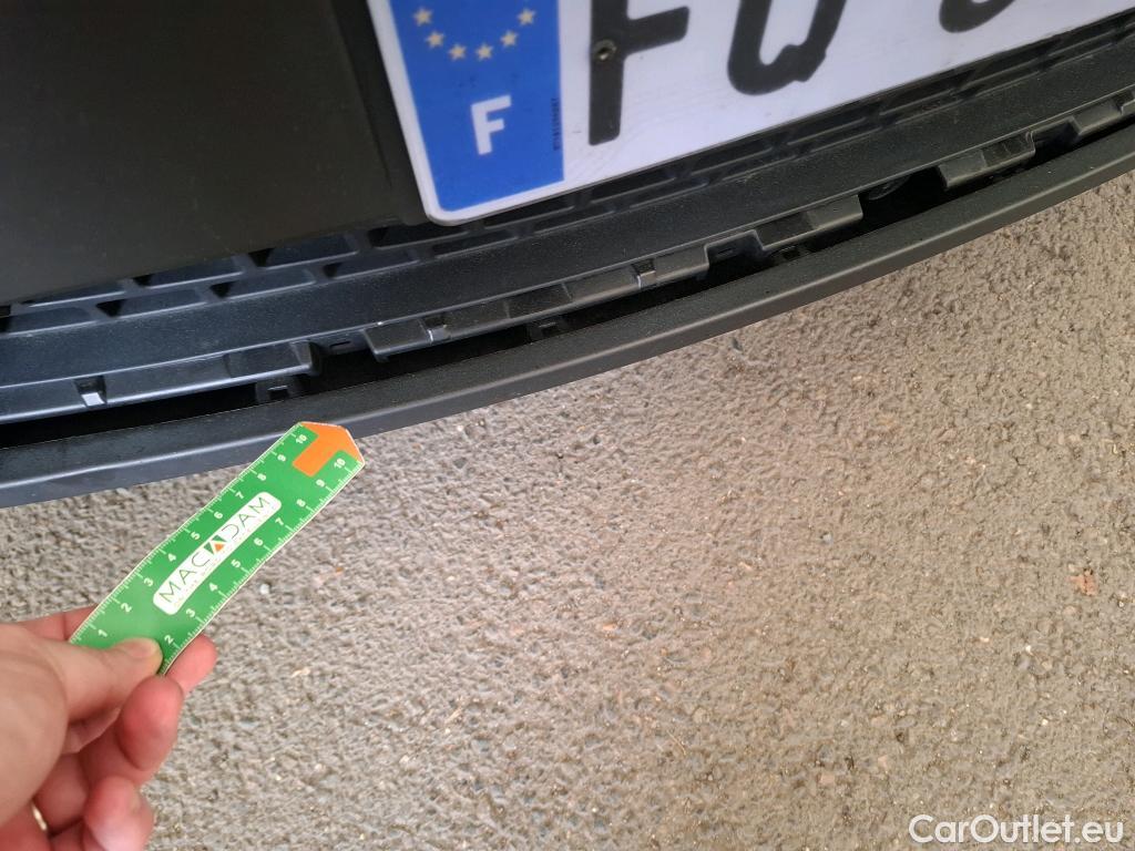  Renault  Master  III Fourgon L2H2 3 5 Grand Confort dCi 135CV BVM6 E6dT #27