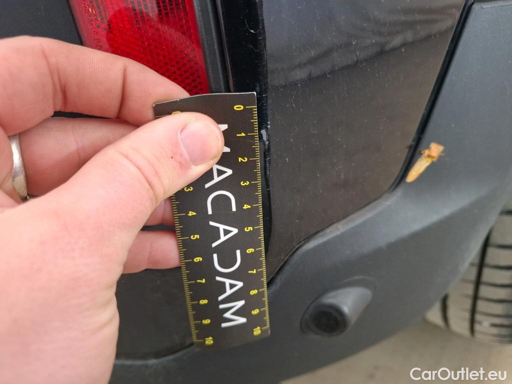  Mini  Countryman MINI  / 2016 / 5P / Crossover Cooper D Finition Yours 150 BVM6 #47