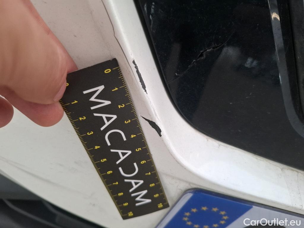  Nissan  Juke NISSAN  / 2019 / 5P / Crossover DIG-T 114 BVM6 Shadow(SP) #27