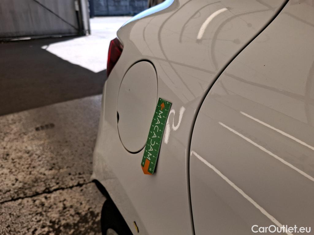  Renault  Clio  IV Business 0.9 TCe 90CV BVM5 E6 #8