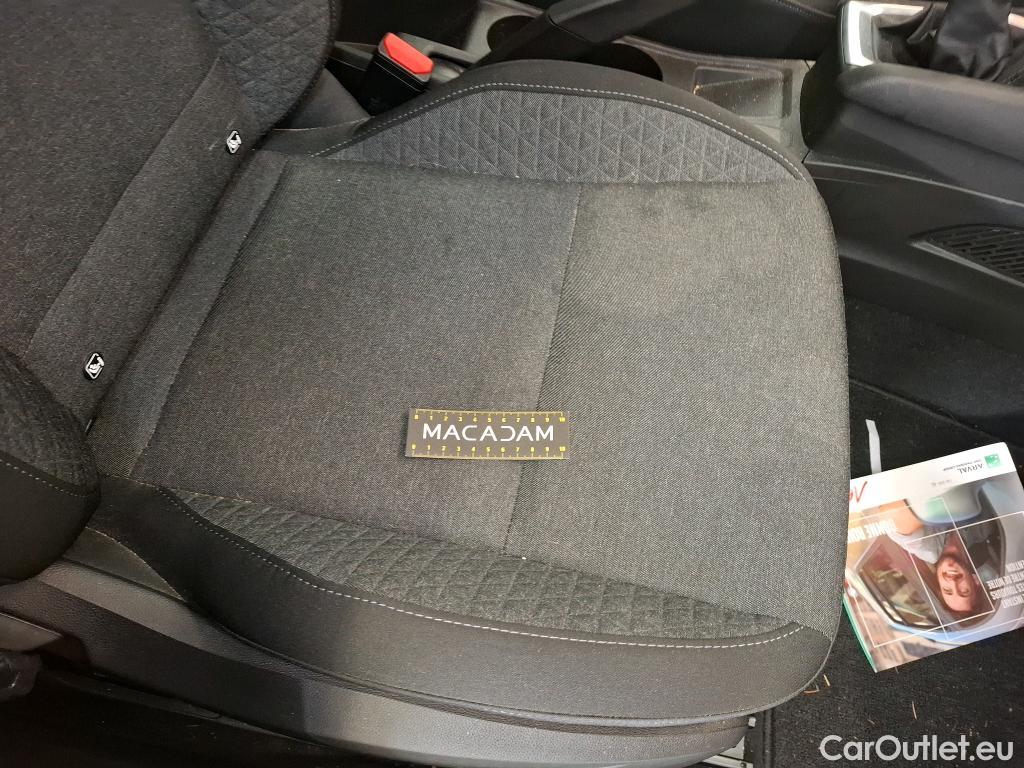  Renault  Clio RENAULT  / 2019 / 5P / Berline Business SCe 65 #1