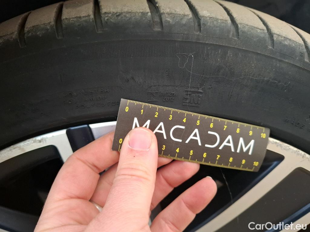  Mini  Countryman MINI  / 2016 / 5P / Crossover Cooper D Finition Yours 150 BVM6 #13