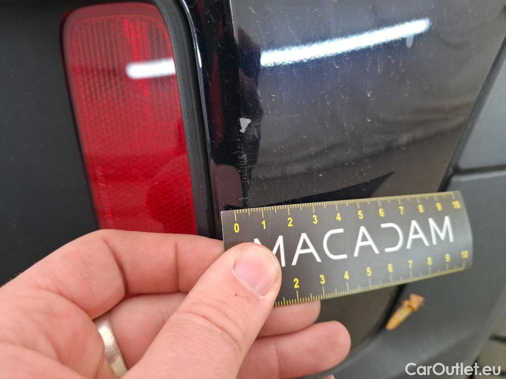  Mini  Countryman MINI  / 2016 / 5P / Crossover Cooper D Finition Yours 150 BVM6 #46