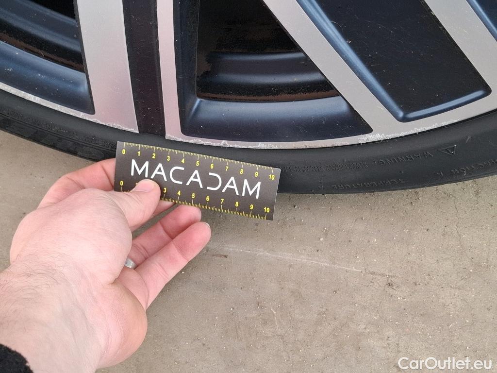  Mini  Countryman MINI  / 2016 / 5P / Crossover Cooper D Finition Yours 150 BVM6 #24