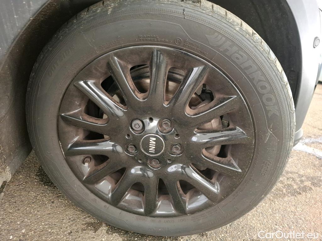  Mini  Cooper MINI Mini / 2021 / 5P / Berline  Edition Premium Plus 136 ch BVA7 #13