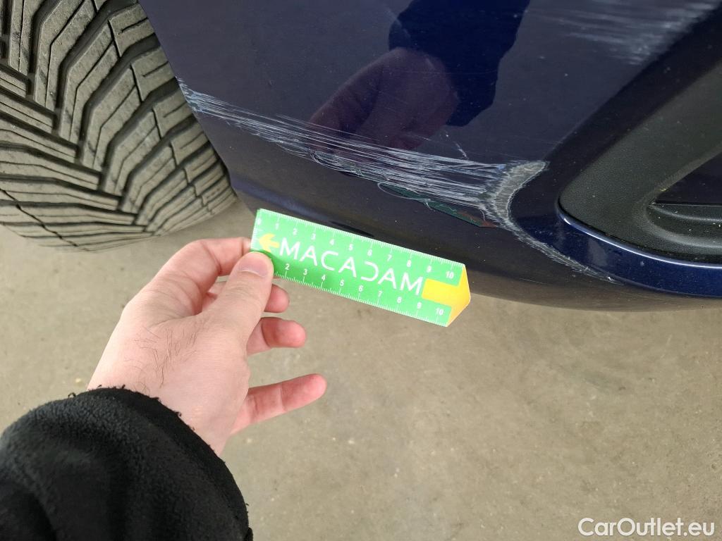  Volkswagen  Golf  VOLKSWAGEN / 2020 / 5P / Berline 2.0 TDI SCR 115 DSG7 Life Busi #12