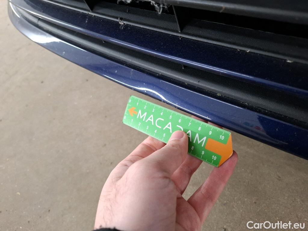  Volkswagen  Golf  VOLKSWAGEN / 2020 / 5P / Berline 2.0 TDI SCR 115 DSG7 Life Busi #13