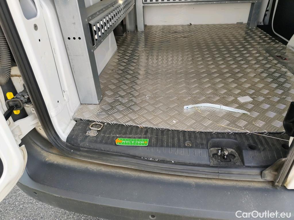  Volkswagen  Caddy VOLKSWAGEN  Cargo / 2020 / 4P / Fourgonnette 2.0 TDI 75ch Business #15