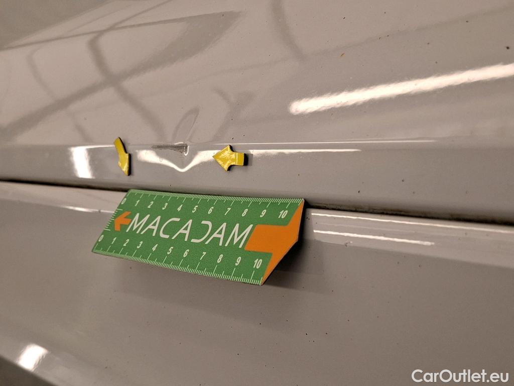  Volkswagen  T-ROC VOLKSWAGEN  / 2017 / 5P / SUV 1.5 TSI 150 EVO R-LINE DSG7 #10