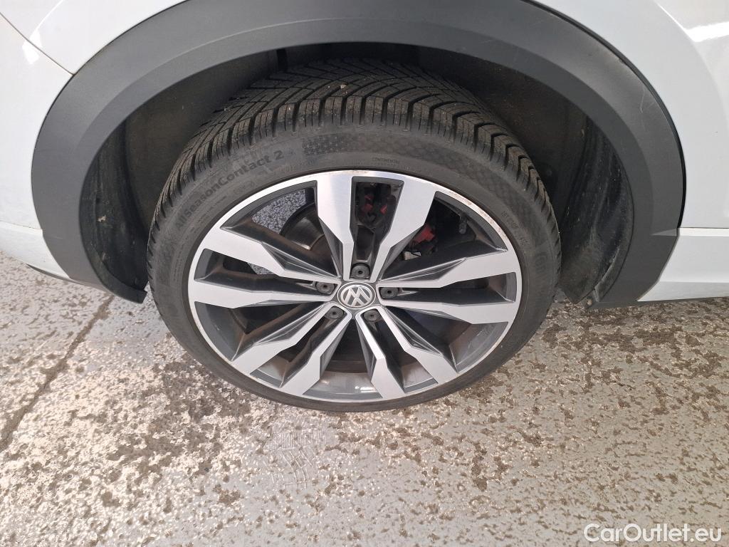  Volkswagen  T-ROC VOLKSWAGEN  / 2017 / 5P / SUV 1.5 TSI 150 EVO R-LINE DSG7 #15