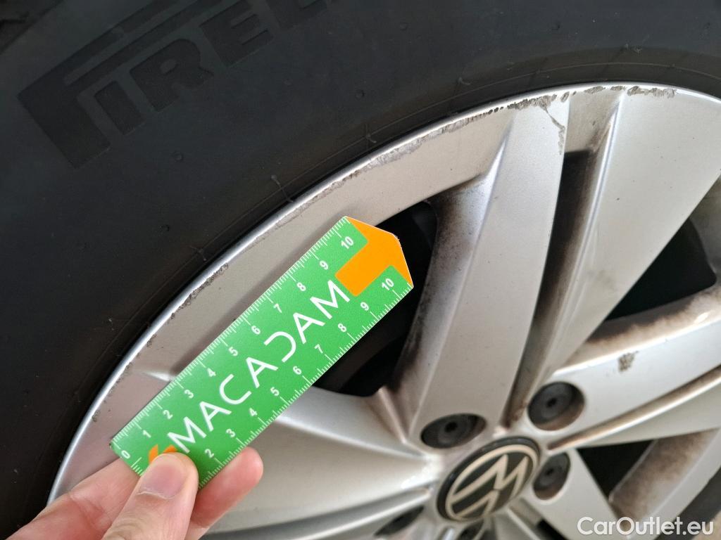  Volkswagen  Golf  VOLKSWAGEN / 2020 / 5P / Berline 2.0 TDI SCR 115 DSG7 Life Busi #26