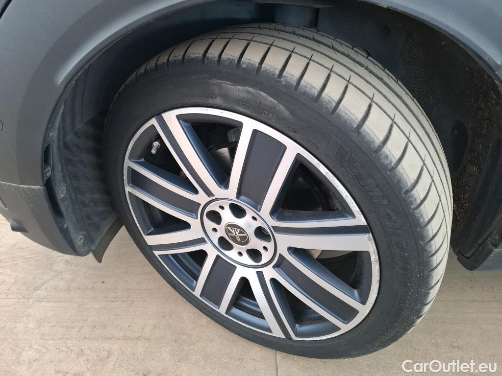  Mini  Countryman MINI  / 2016 / 5P / Crossover Cooper D Finition Yours 150 BVM6 #1