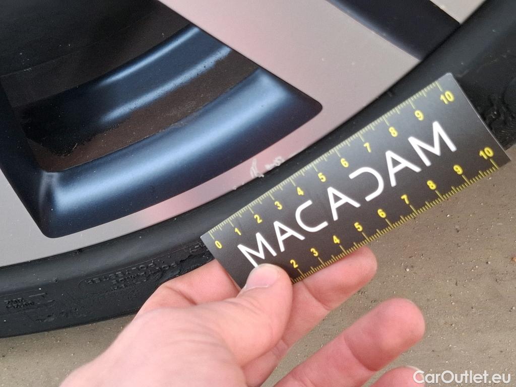  Mini  Countryman MINI  / 2016 / 5P / Crossover Cooper D Finition Yours 150 BVM6 #30