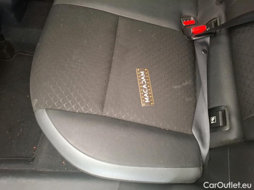  Nissan  Juke NISSAN  / 2019 / 5P / Crossover DIG-T 114 BVM6 Shadow(SP) #56