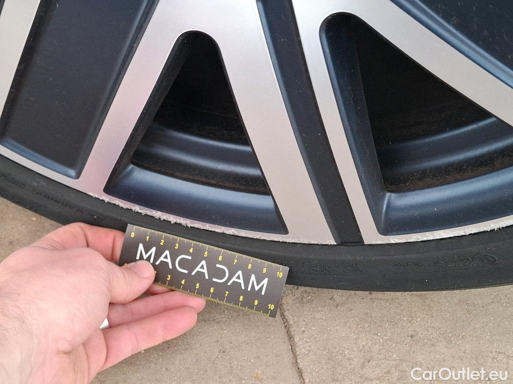  Mini  Countryman MINI  / 2016 / 5P / Crossover Cooper D Finition Yours 150 BVM6 #19