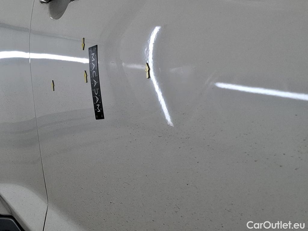  Nissan  Juke NISSAN  / 2019 / 5P / Crossover DIG-T 114 BVM6 Shadow(SP) #48