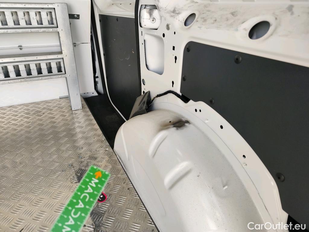  Volkswagen  Caddy VOLKSWAGEN  Cargo / 2020 / 4P / Fourgonnette 2.0 TDI 75ch Business #7