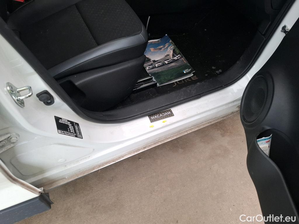  Nissan  Juke NISSAN  / 2019 / 5P / Crossover DIG-T 114 BVM6 Shadow(SP) #40