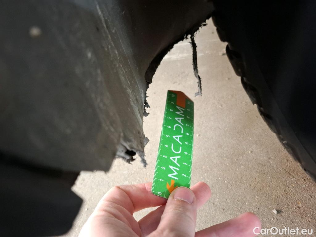  Volkswagen  Golf  VOLKSWAGEN / 2020 / 5P / Berline 2.0 TDI SCR 115 DSG7 Life Busi #40