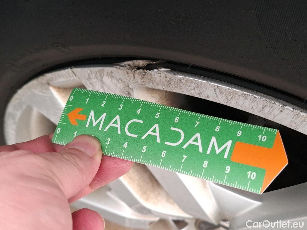  Renault  Clio  IV Business 0.9 TCe 90CV BVM5 E6 #33