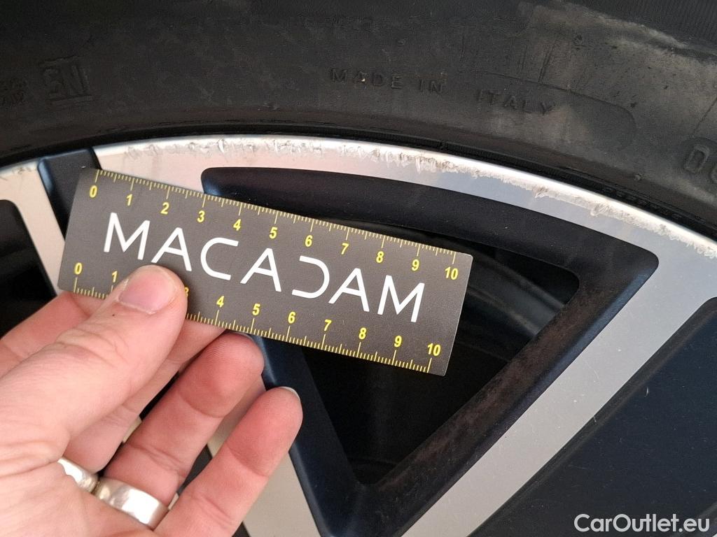  Mini  Countryman MINI  / 2016 / 5P / Crossover Cooper D Finition Yours 150 BVM6 #17