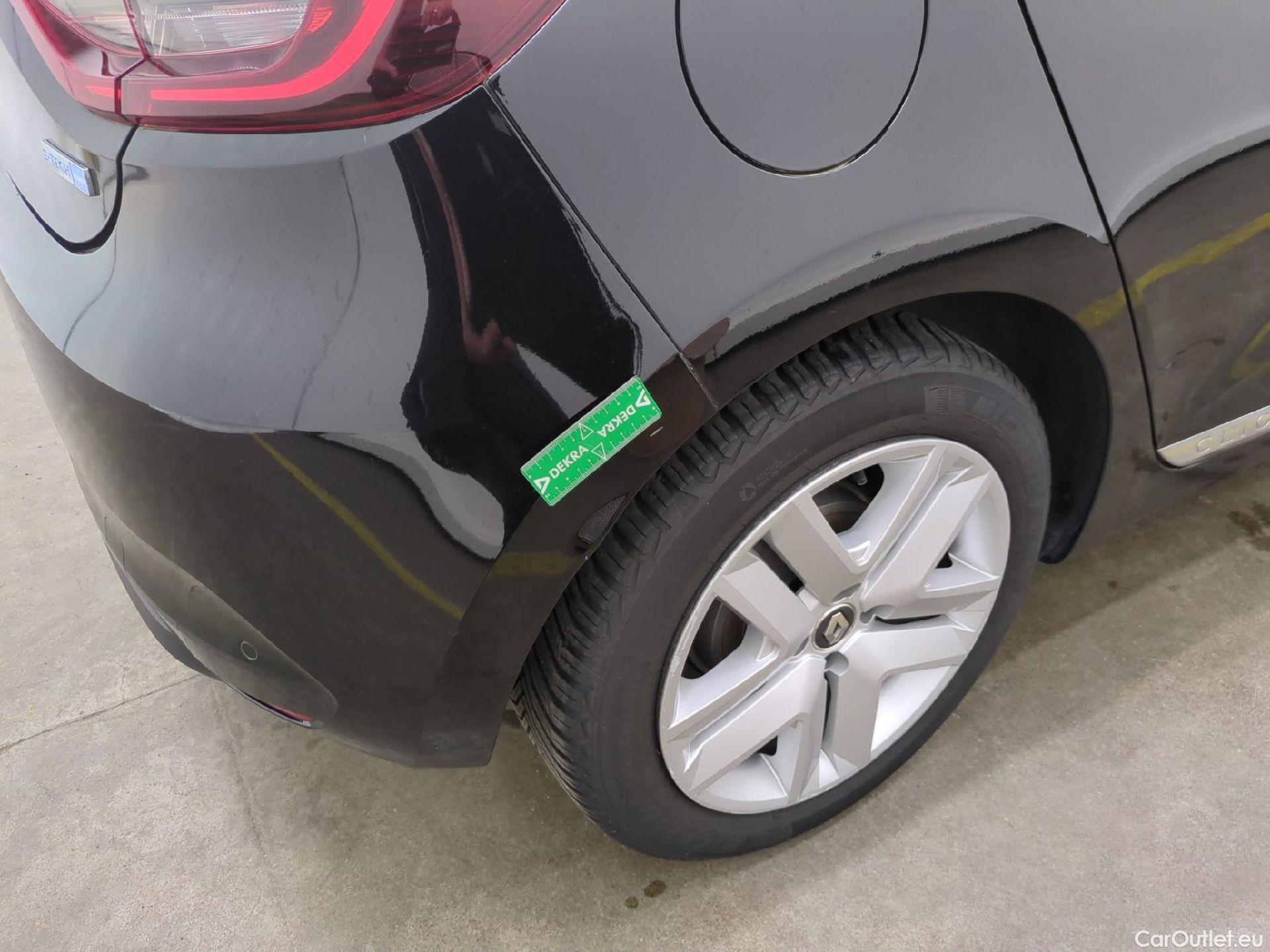  Renault  Clio  V Business 1.6 E-TECH Hybrid 140CV BVA6 E6d #20