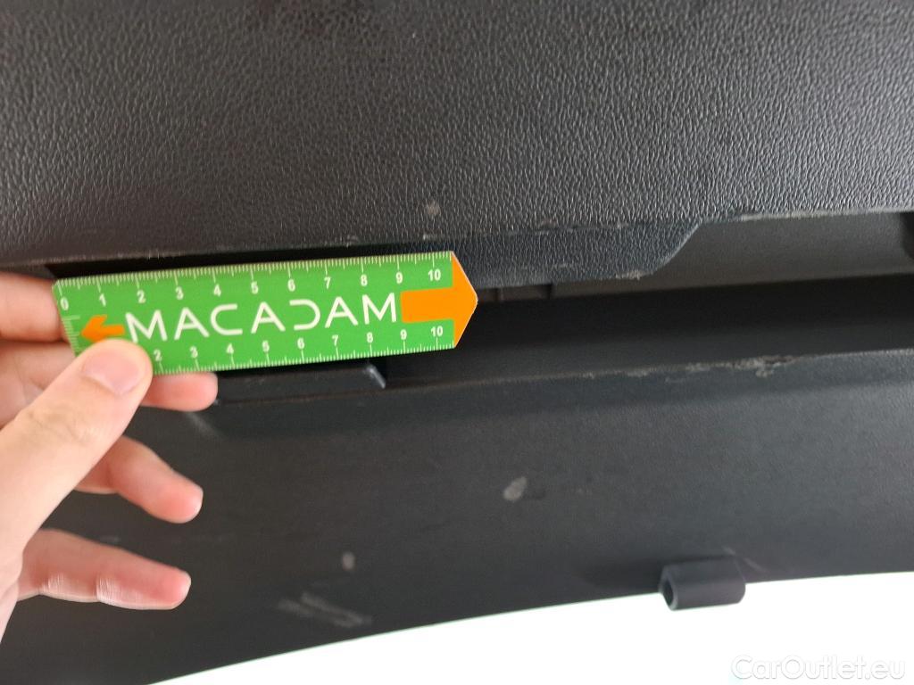  Volkswagen  Golf  VOLKSWAGEN / 2020 / 5P / Berline 2.0 TDI SCR 115 DSG7 Life Busi #36