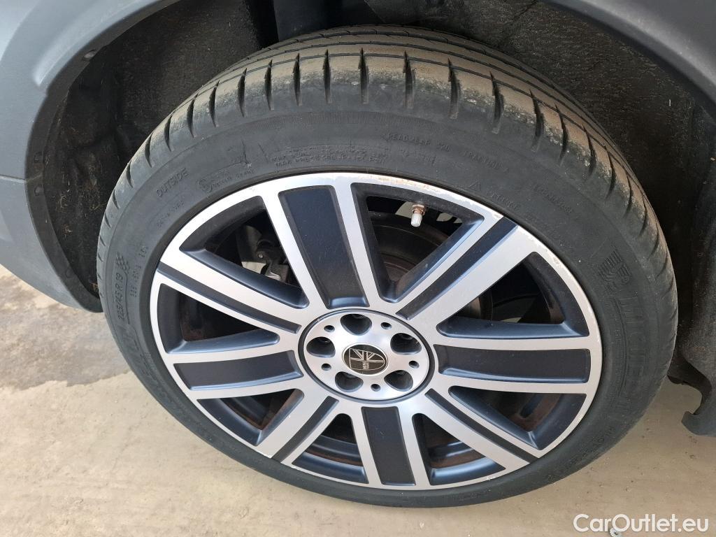  Mini  Countryman MINI  / 2016 / 5P / Crossover Cooper D Finition Yours 150 BVM6 #9