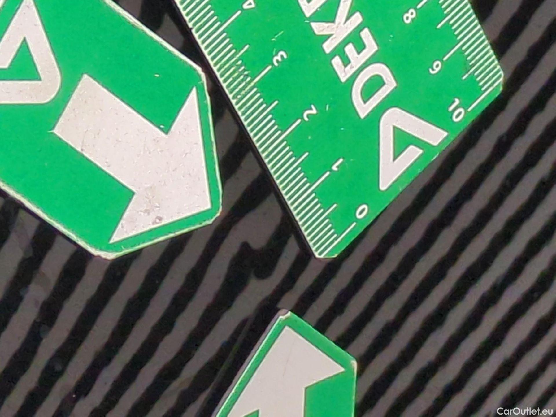  Renault  Clio  V Business 1.6 E-TECH Hybrid 140CV BVA6 E6d #17