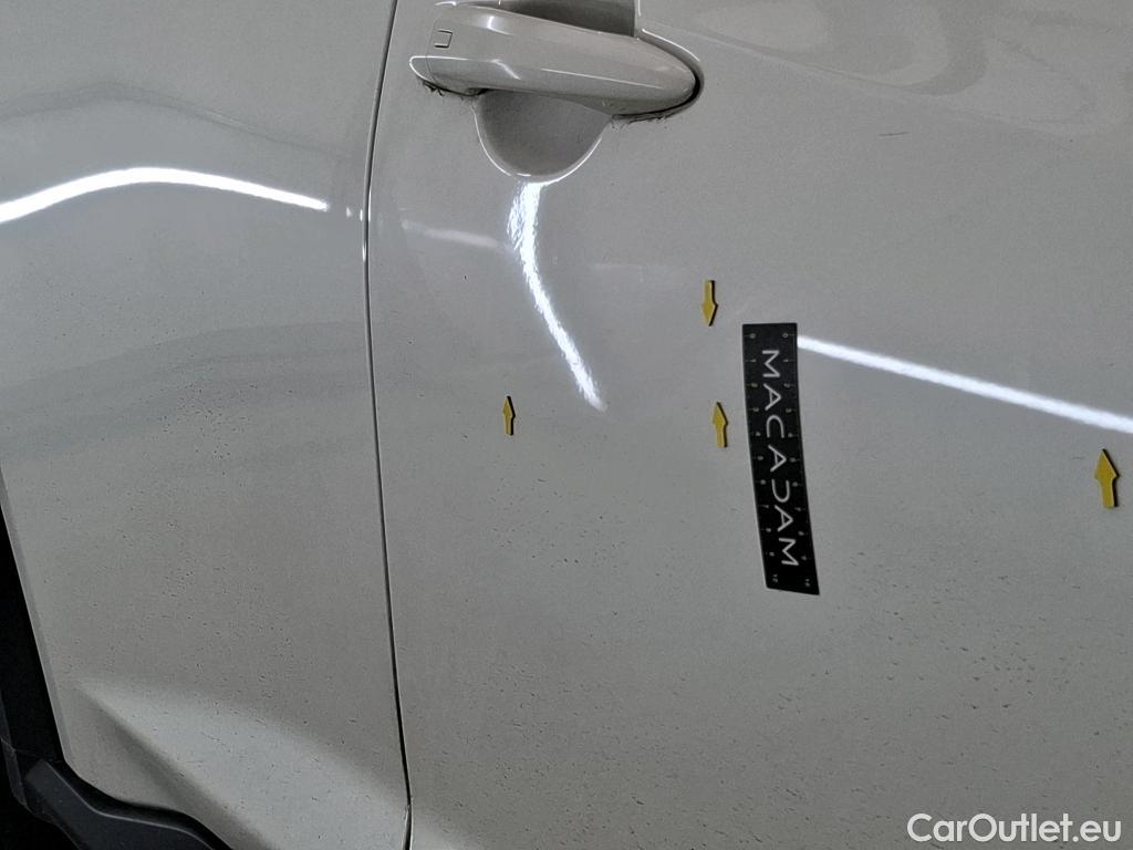  Nissan  Juke NISSAN  / 2019 / 5P / Crossover DIG-T 114 BVM6 Shadow(SP) #47