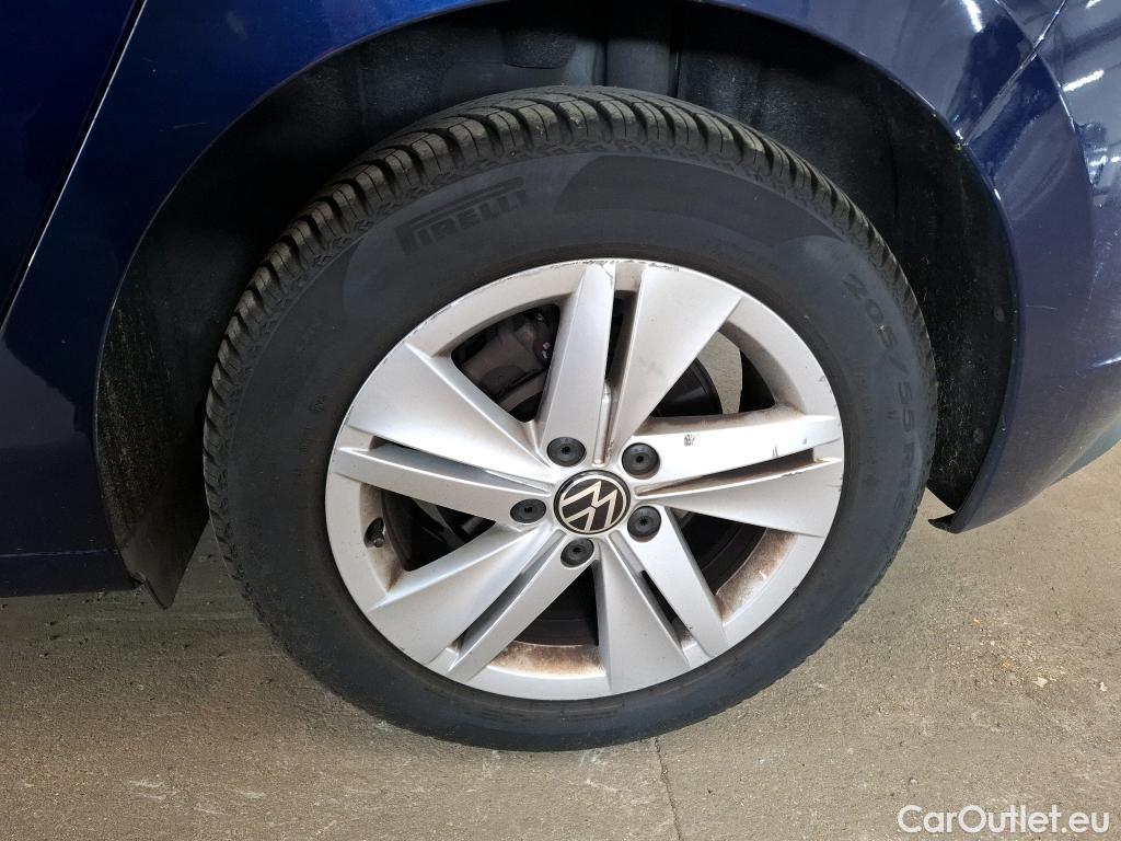  Volkswagen  Golf  VOLKSWAGEN / 2020 / 5P / Berline 2.0 TDI SCR 115 DSG7 Life Busi #24