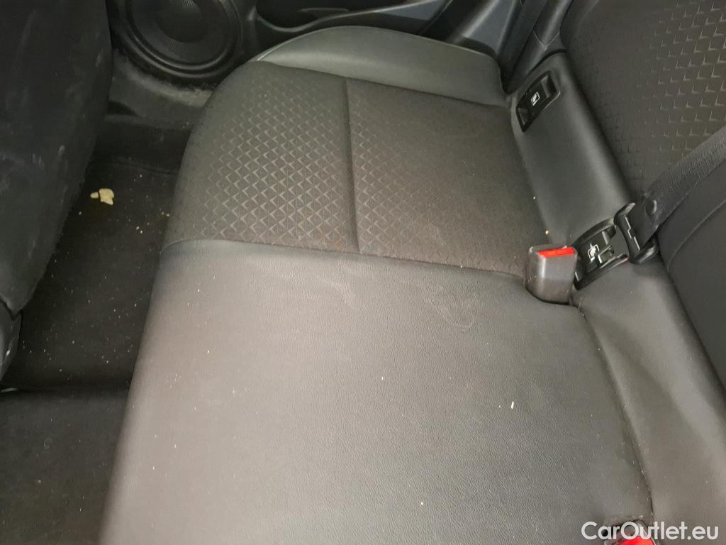  Nissan  Juke NISSAN  / 2019 / 5P / Crossover DIG-T 114 BVM6 Shadow(SP) #57