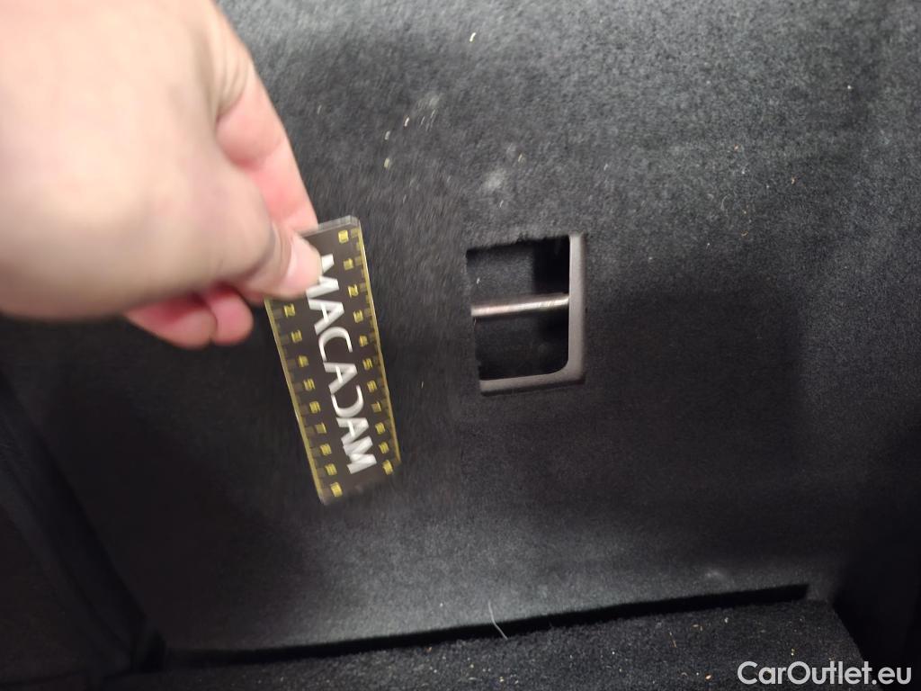  Ford  Kuga  Titanium Hybrid 2.5 190CV BVA6 E6dT #48