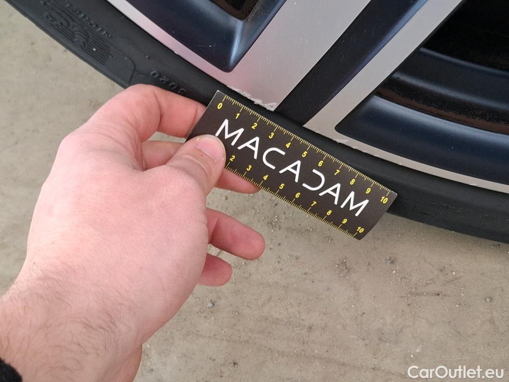  Mini  Countryman MINI  / 2016 / 5P / Crossover Cooper D Finition Yours 150 BVM6 #31