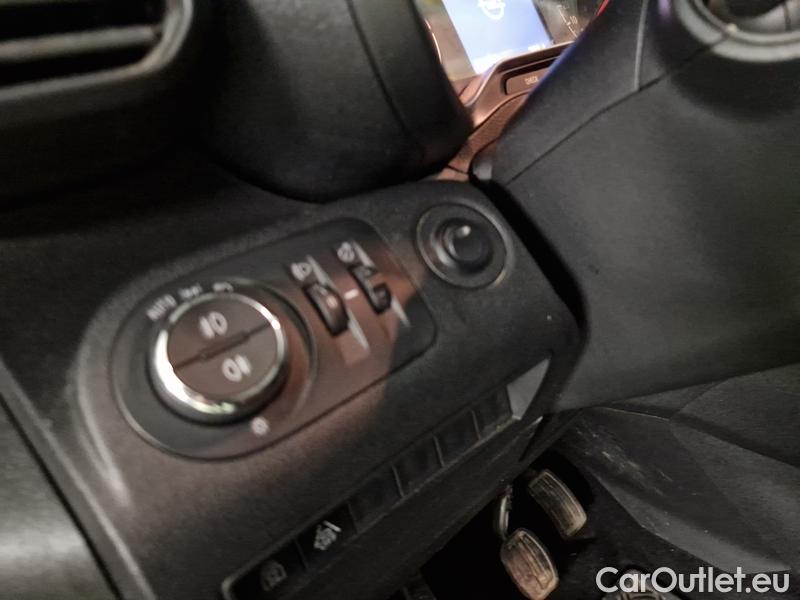  Opel  Combo  Life (E)  (2018) Com.L.1.5D 96 Elegance Plus 5d #11