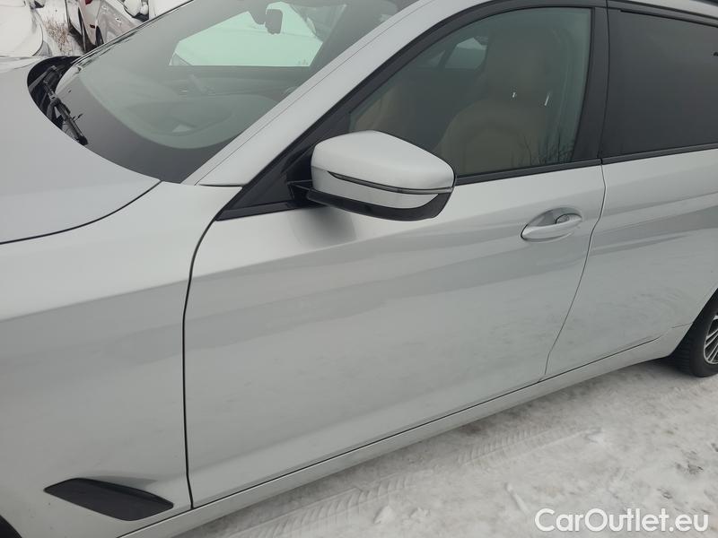  Bmw  Serie 5  Touring  (G31) (2017) 540i xD Touring #4