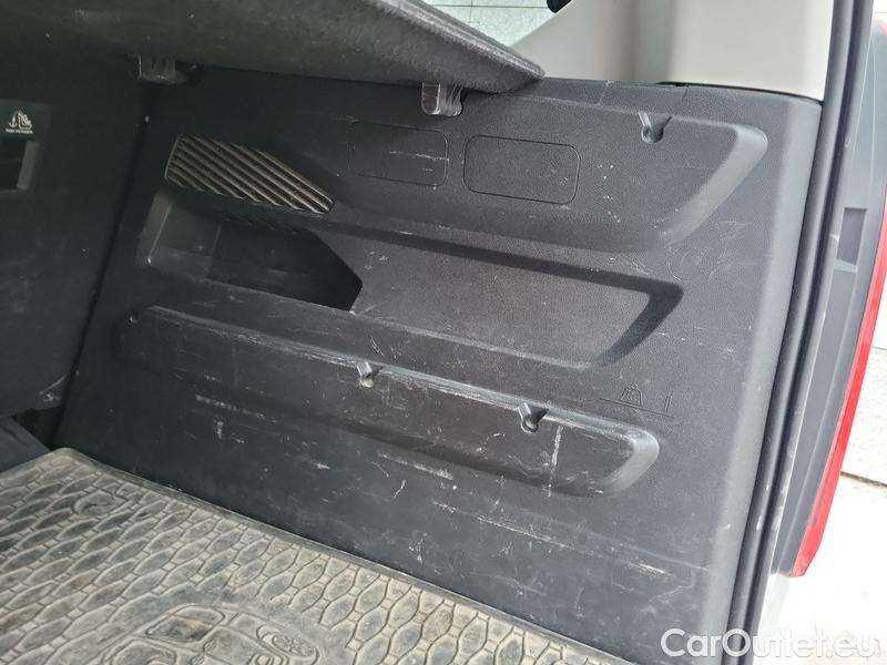  Opel  Combo  Life (E)  (2018) Com.L.1.5D 96 Elegance Plus 5d #10