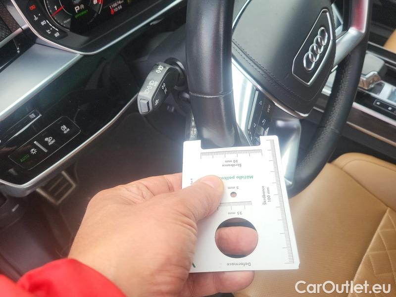  Audi  A8  (4N2/4N8)(10.2017->) S8 4.0 TFSI 420 quattro AT #3